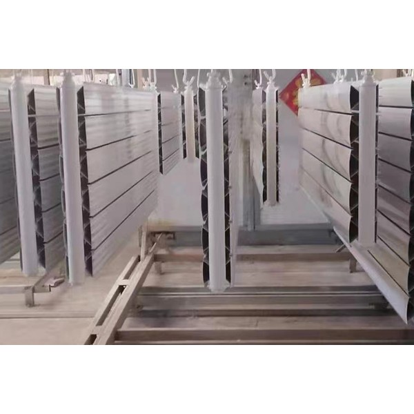简介：